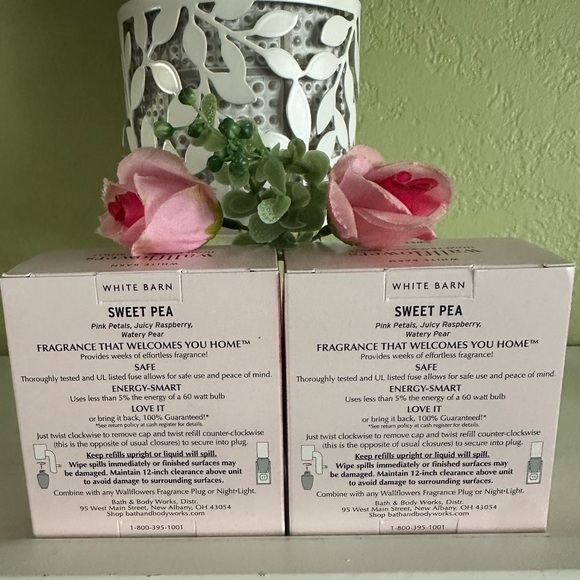 White Barn Sweet Pea Wallflowers Fragrance Refills - Pink and Green - Picture 3 of 4